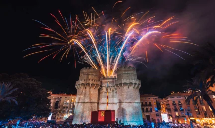 Freshers Gastrobar: Celebrate Las Fallas in Valencia with Exquisite Gastronomy